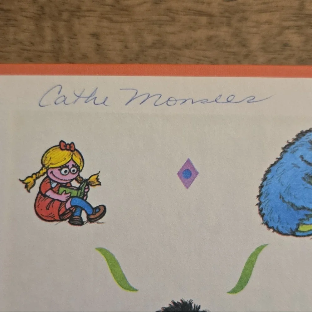 1980 Vintage‎ Book Sesame Street Grover's Book Of Cute Little Baby Animals
